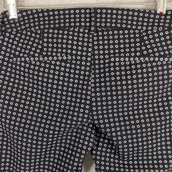 Old Navy Black w Design White Side Stripe Skinny Ankle Pants Size 4 - Picture 6 of 9